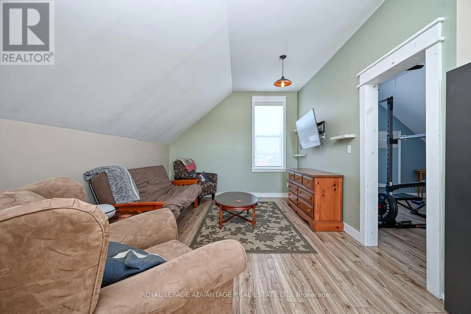 455 CHURCHILL ROAD
