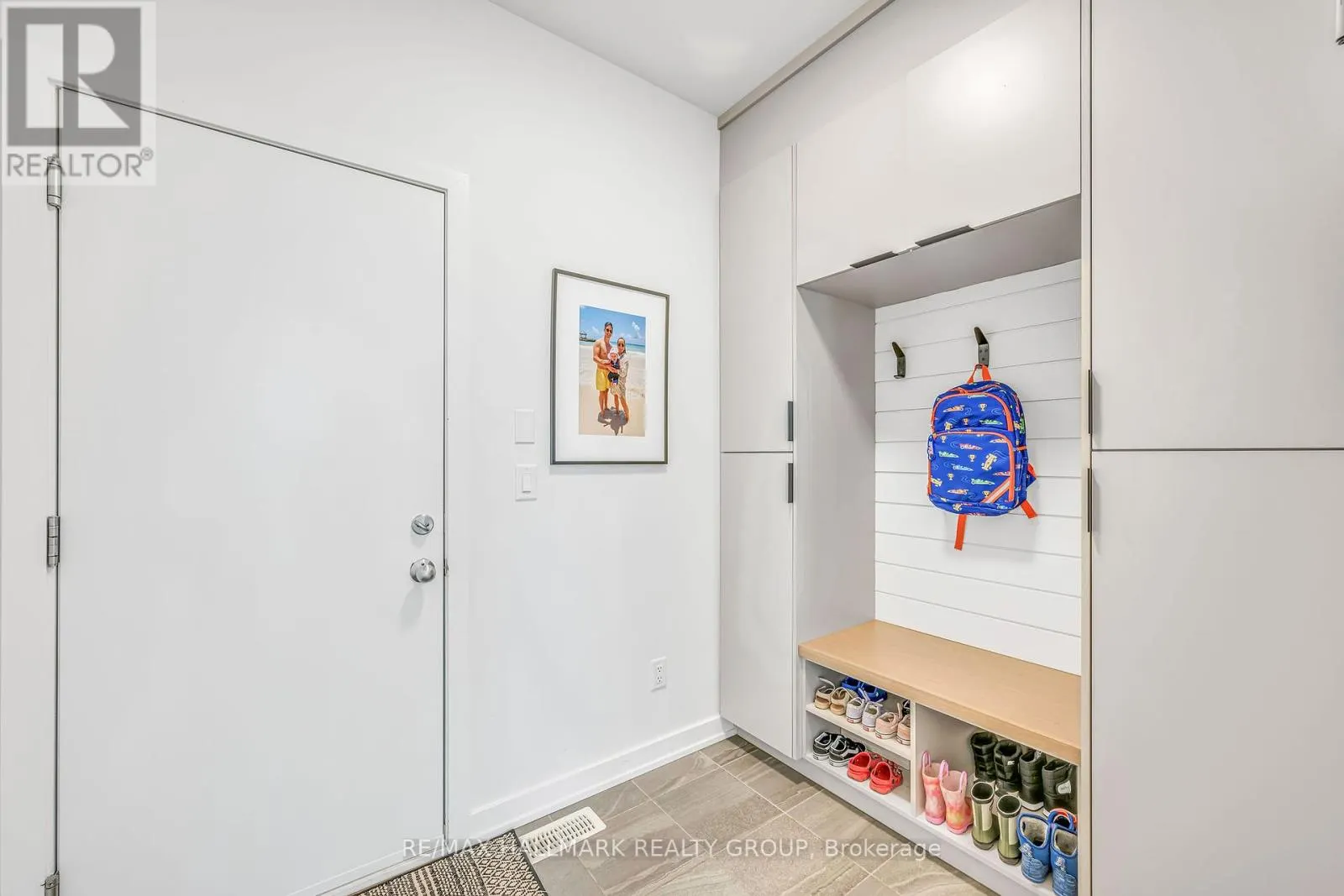 14 STANHOPE COURT