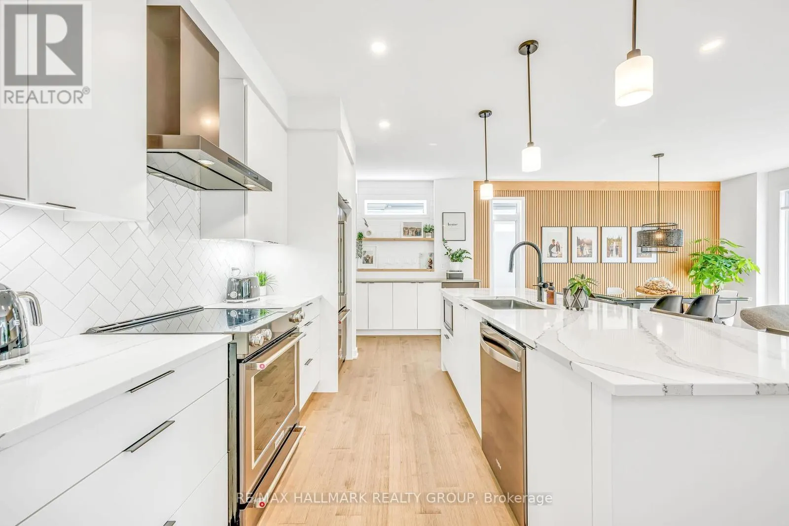 14 STANHOPE COURT