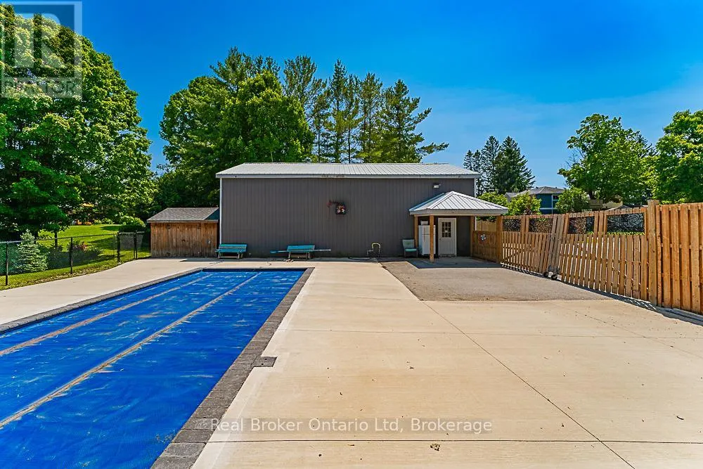 144 LOUCKS LANE