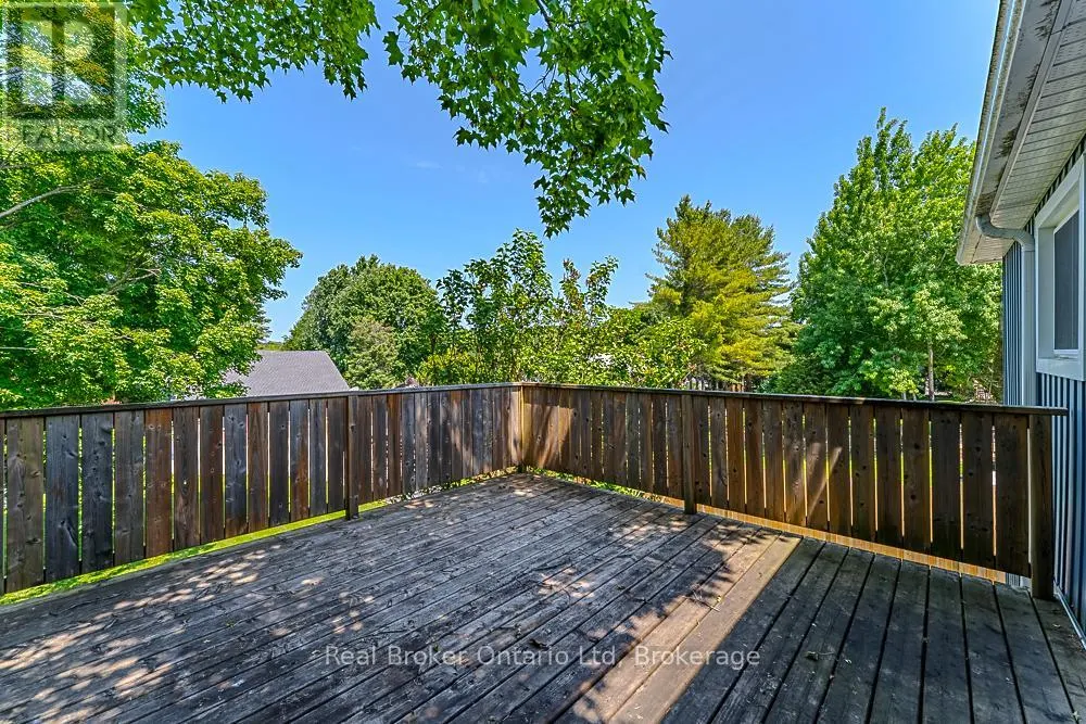 144 LOUCKS LANE