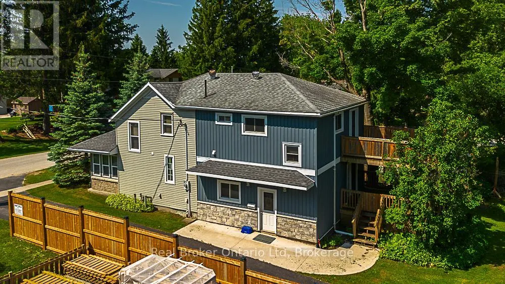 144 LOUCKS LANE