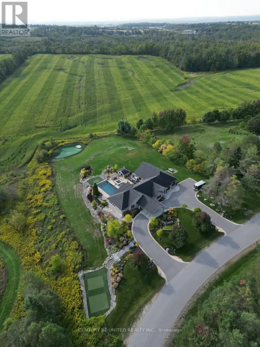 7 MAPLEHILL DRIVE