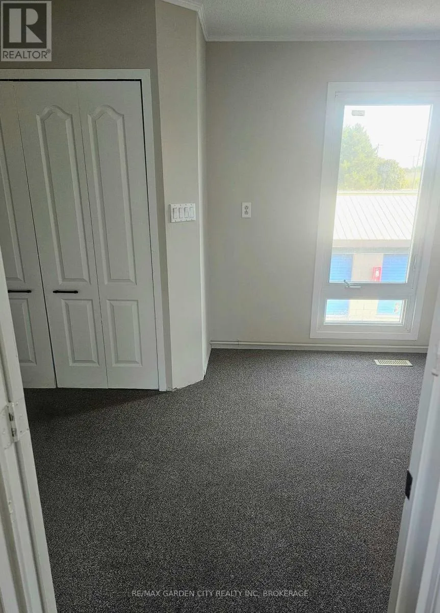 UPPER BACK - 215 ROBERTS ROAD, #upper back