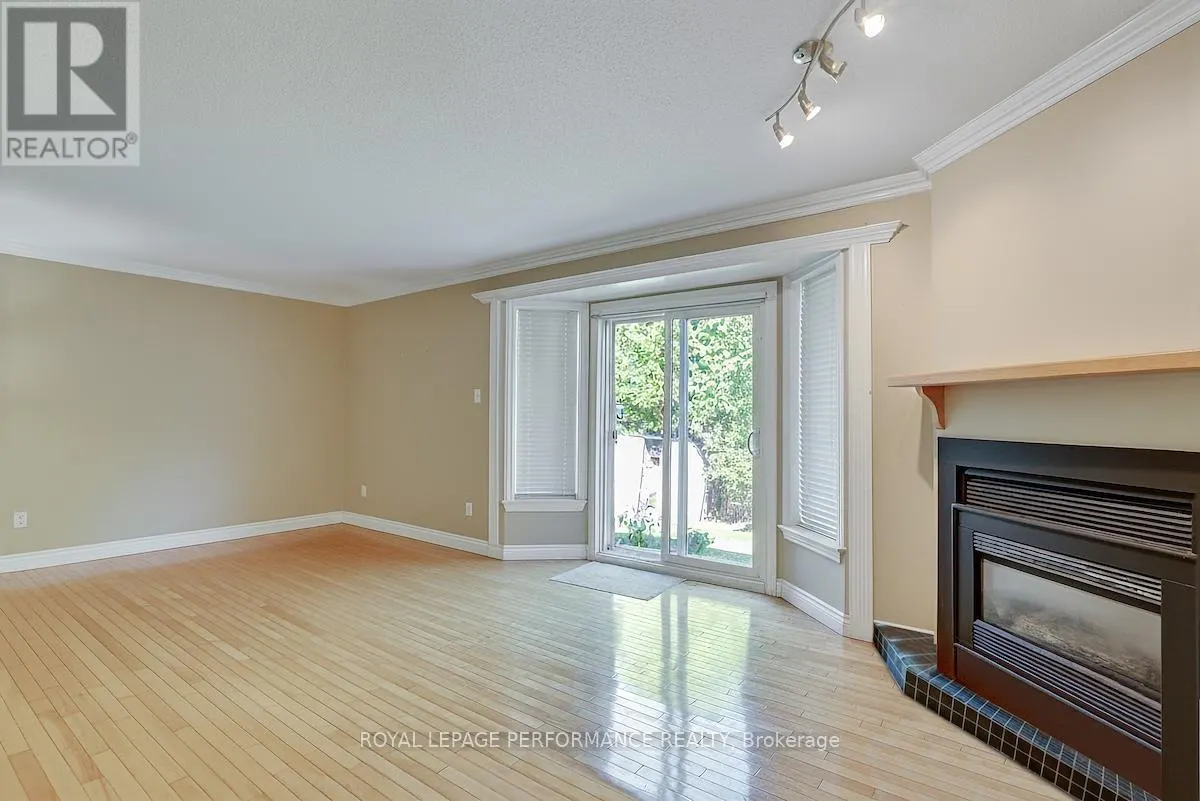1815 BELVAL CRESCENT