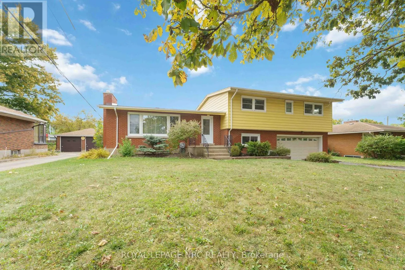 4 OAKMOUNT ROAD