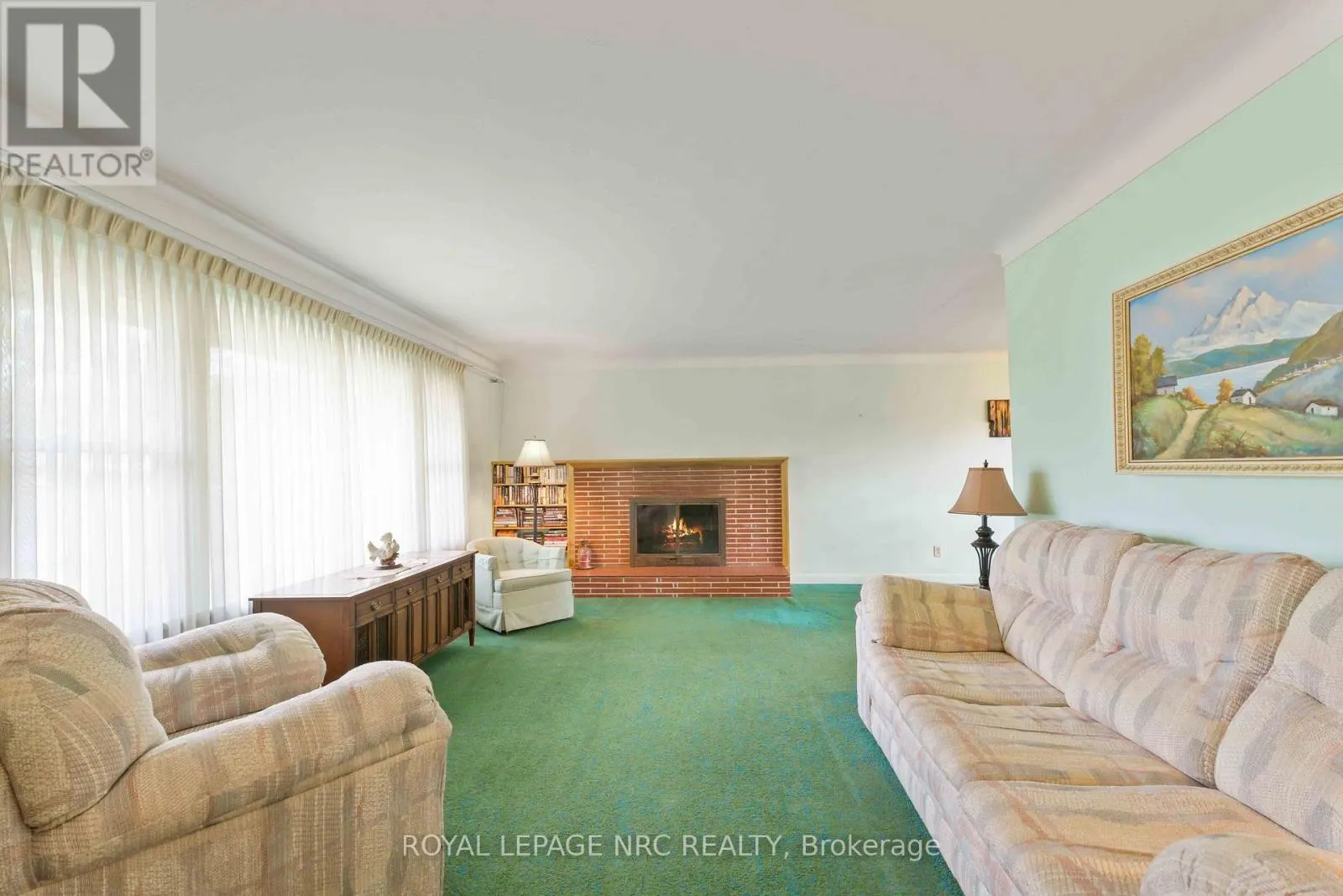 4 OAKMOUNT ROAD