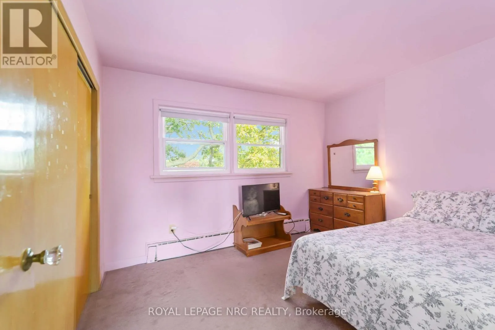 4 OAKMOUNT ROAD