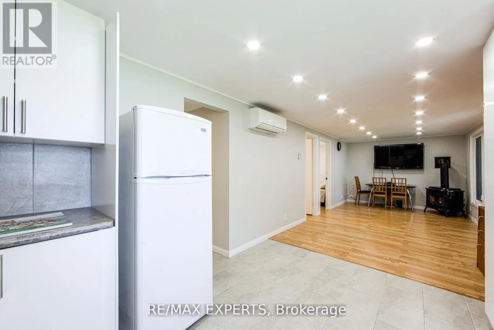 24 RIVERSIDE DRIVE