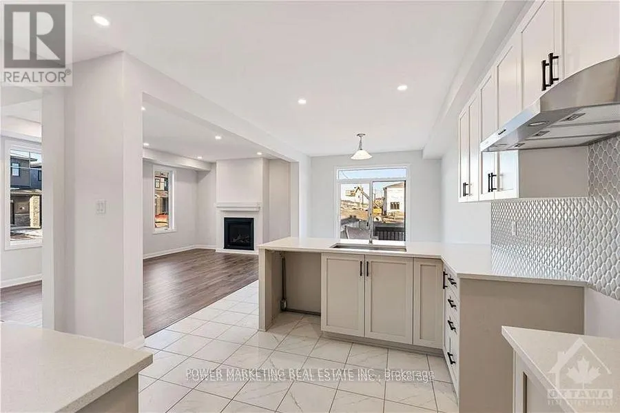 900 ATHENRY COURT