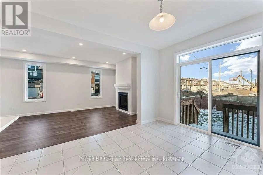 900 ATHENRY COURT