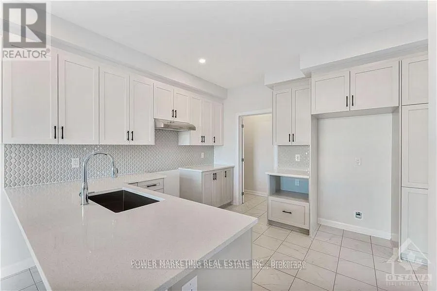 900 ATHENRY COURT