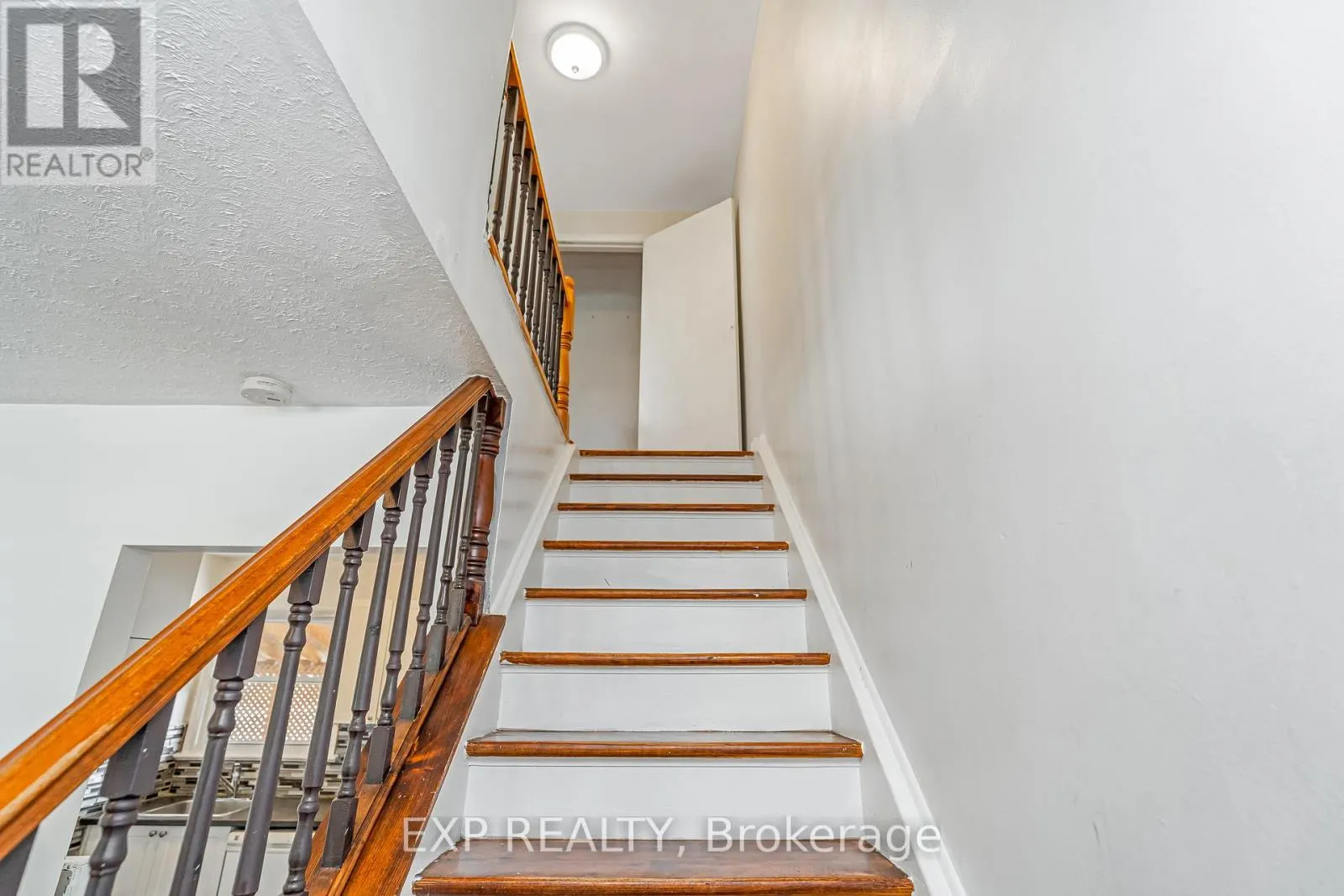 646 BORTHWICK AVENUE