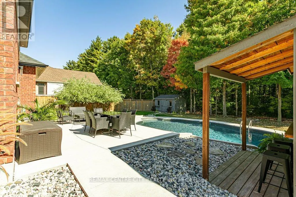 148 ELLIOTT TRAIL