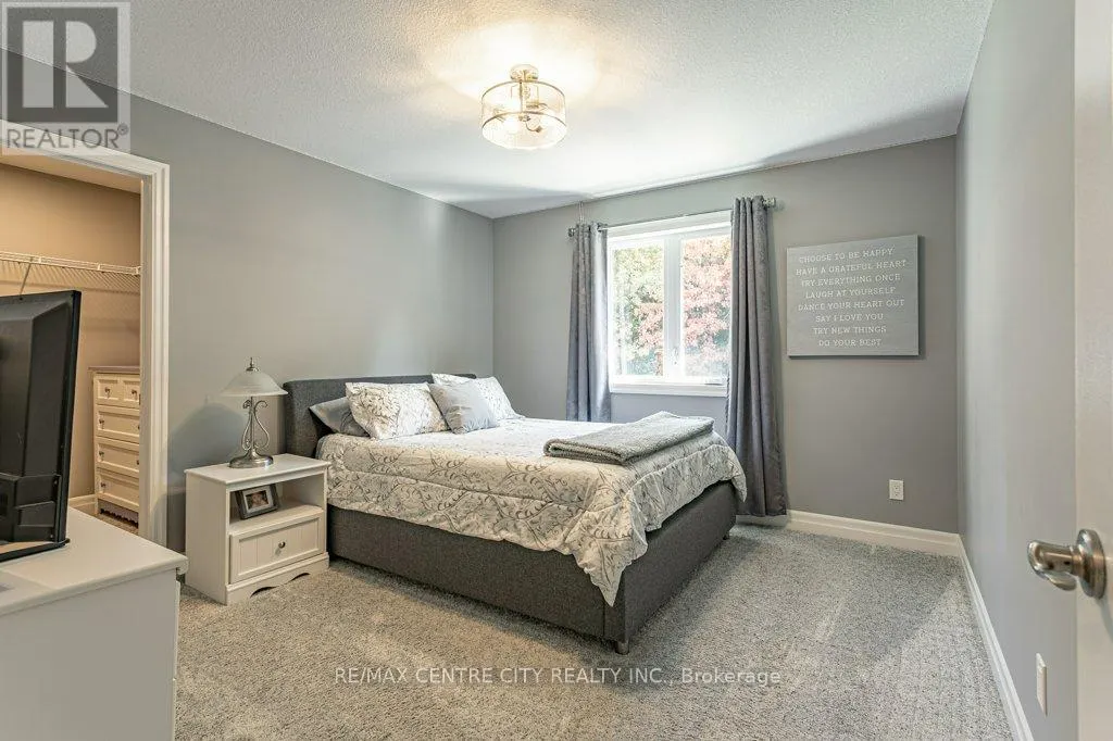 148 ELLIOTT TRAIL