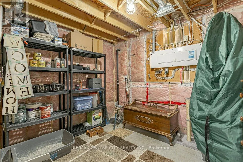 148 ELLIOTT TRAIL