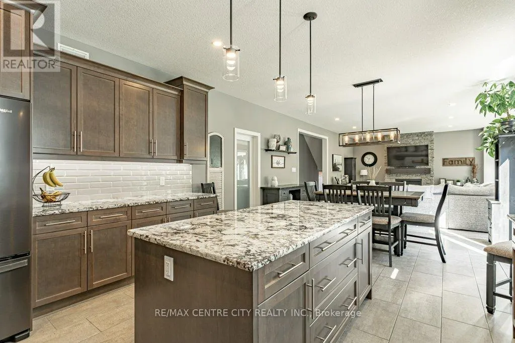 148 ELLIOTT TRAIL