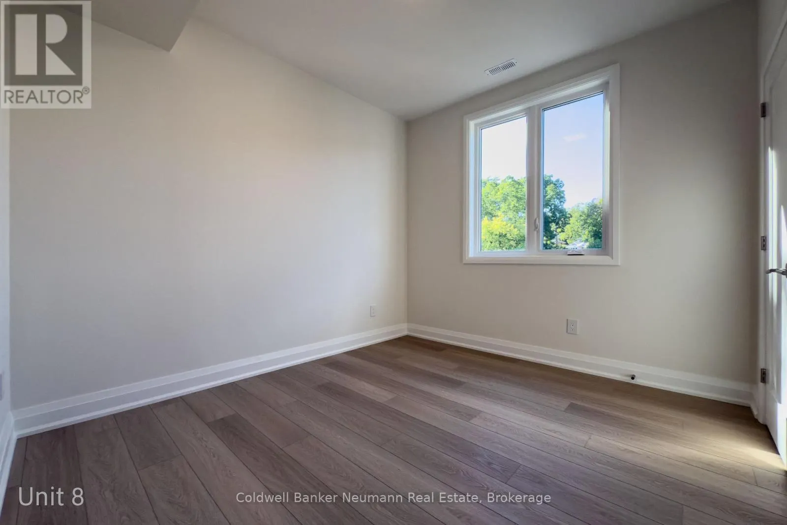 8 - 14 STEVENSON STREET N, #8