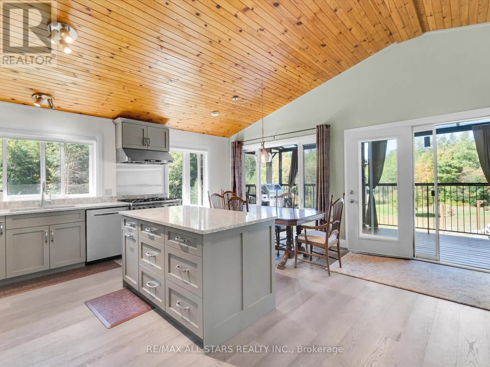 1435 FALKENBURG ROAD