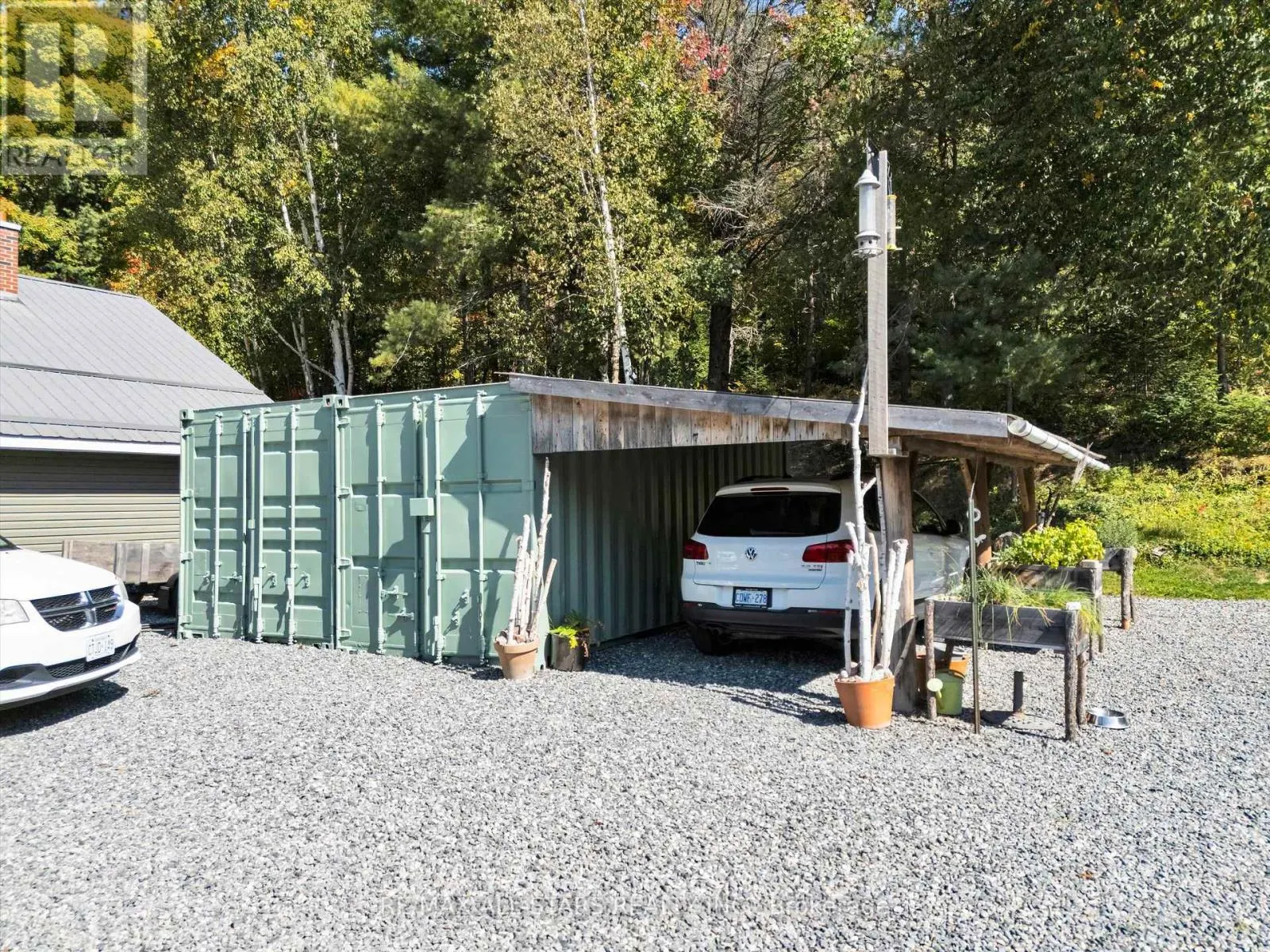 1435 FALKENBURG ROAD