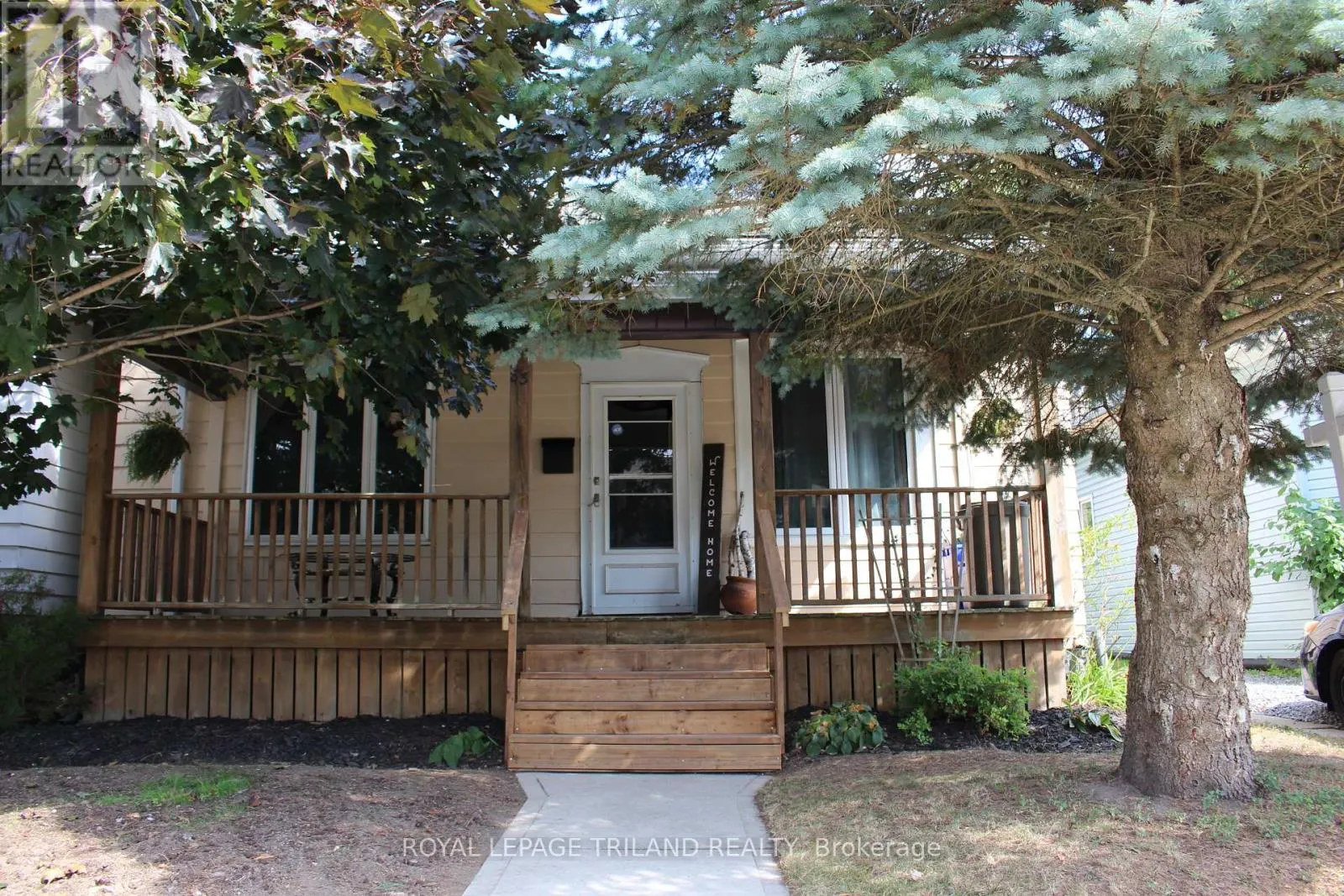 83 FLORA STREET