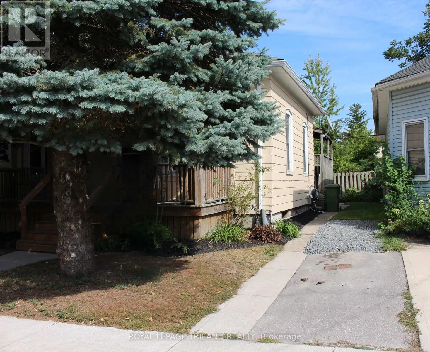 83 FLORA STREET