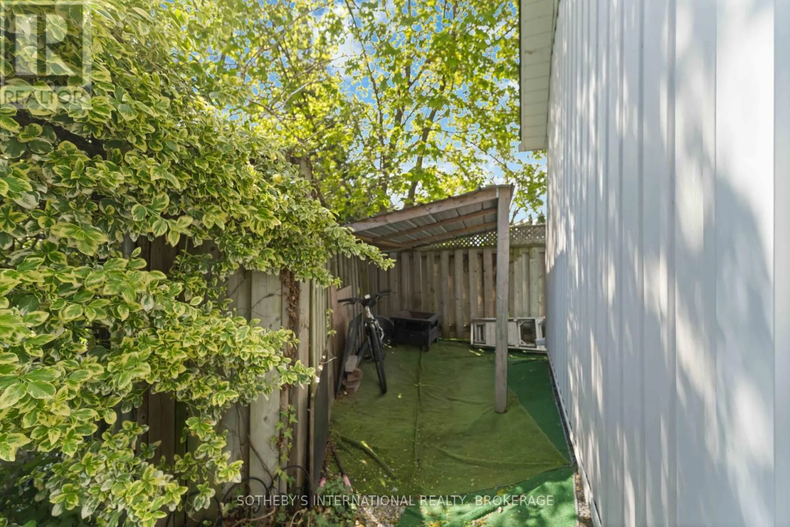 1553 FOUR MILE CREEK ROAD