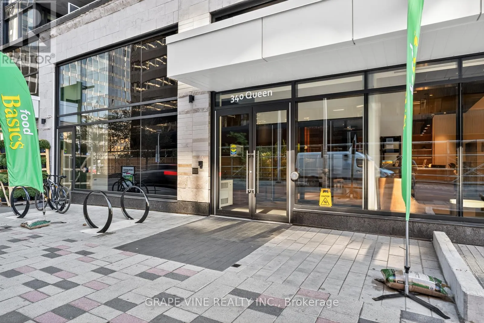 501 - 340 QUEEN STREET