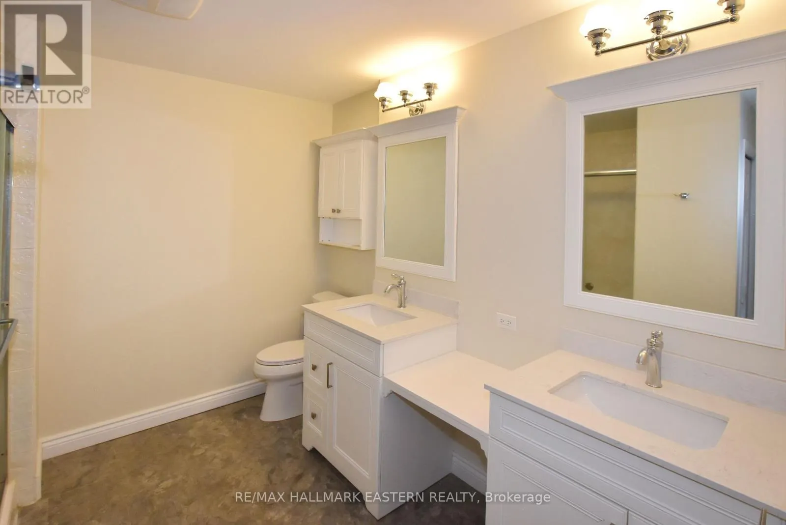 316A - 1099 CLONSILLA AVENUE, #316A