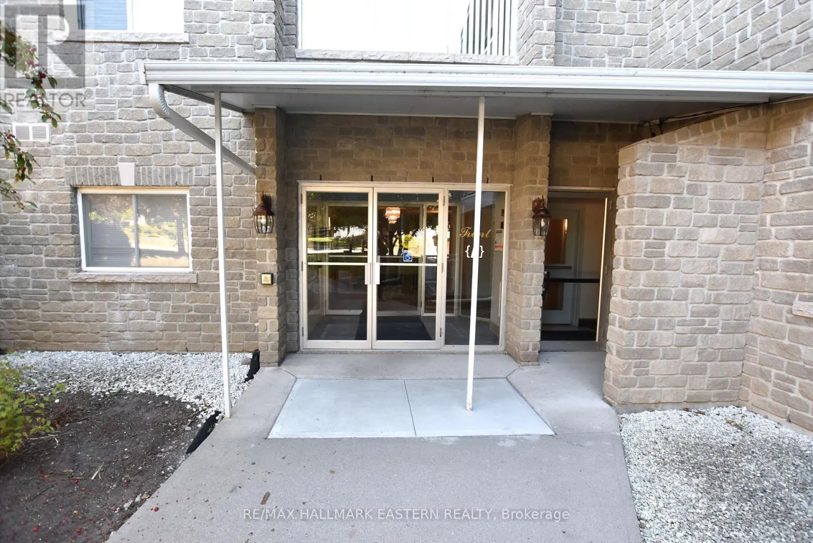 316A - 1099 CLONSILLA AVENUE, #316A