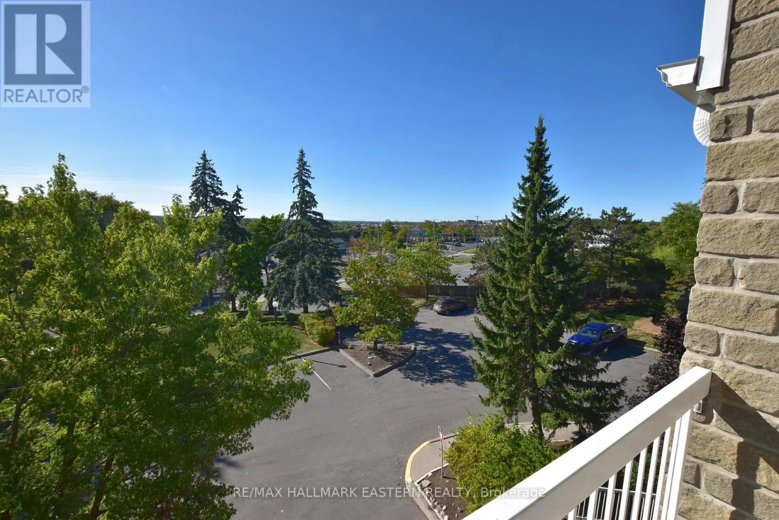 316A - 1099 CLONSILLA AVENUE, #316A