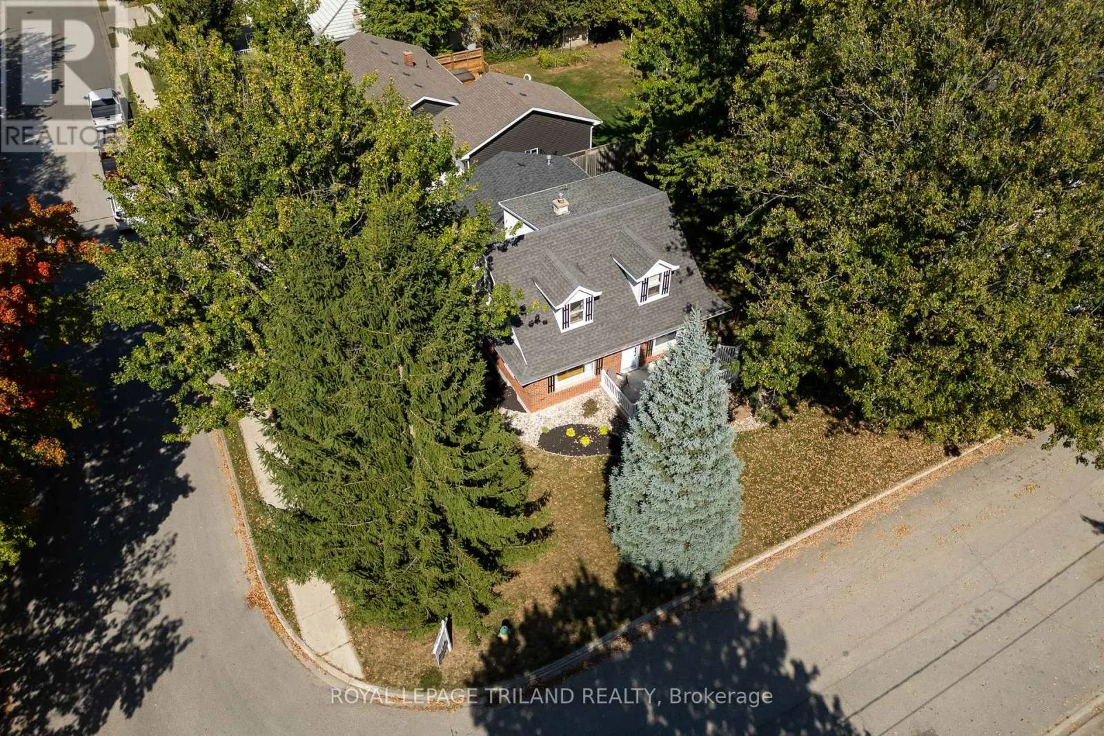 130 DUCHESS AVENUE
