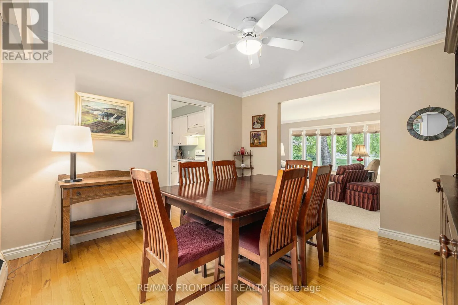 12 GLENVIEW CRESCENT