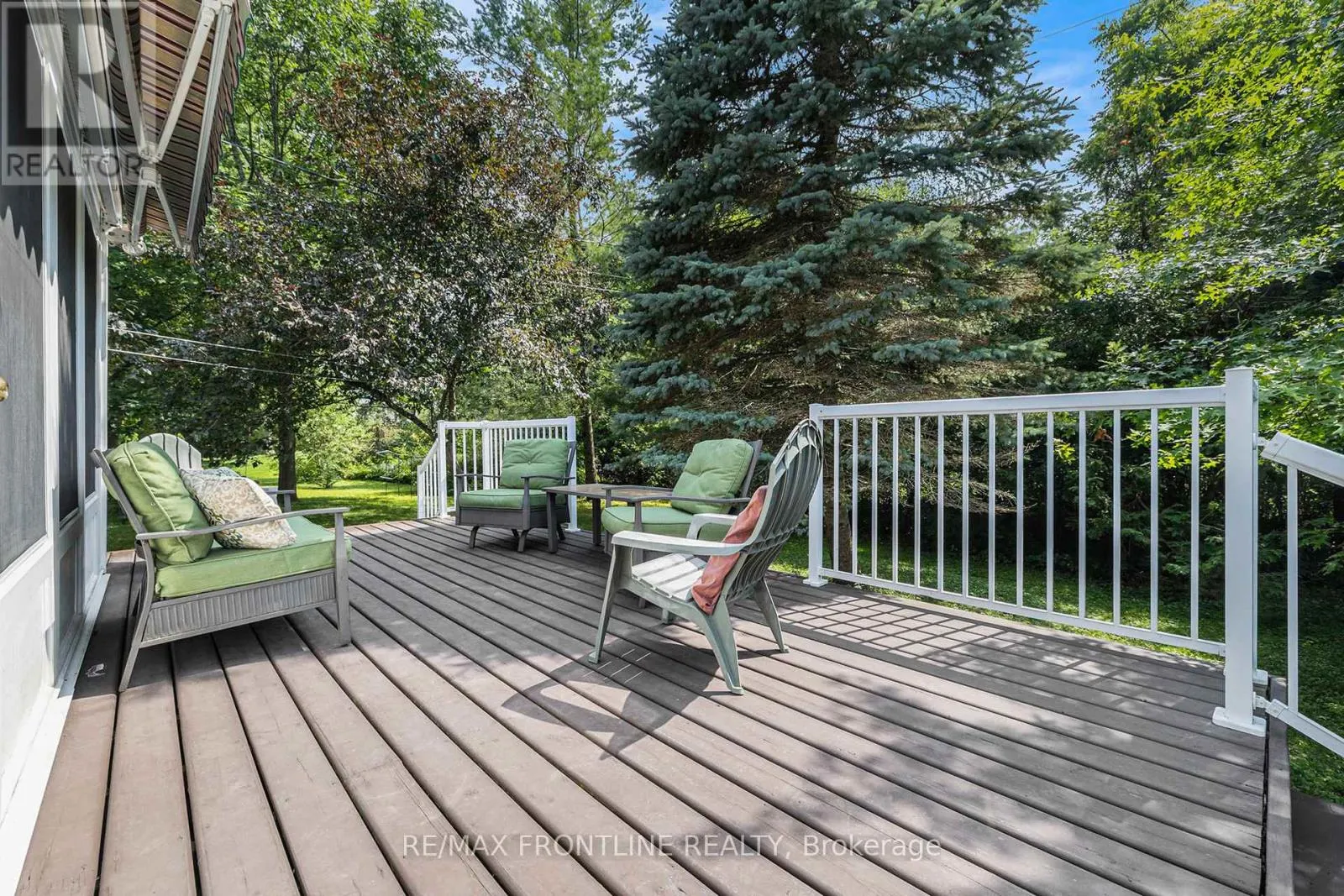 12 GLENVIEW CRESCENT