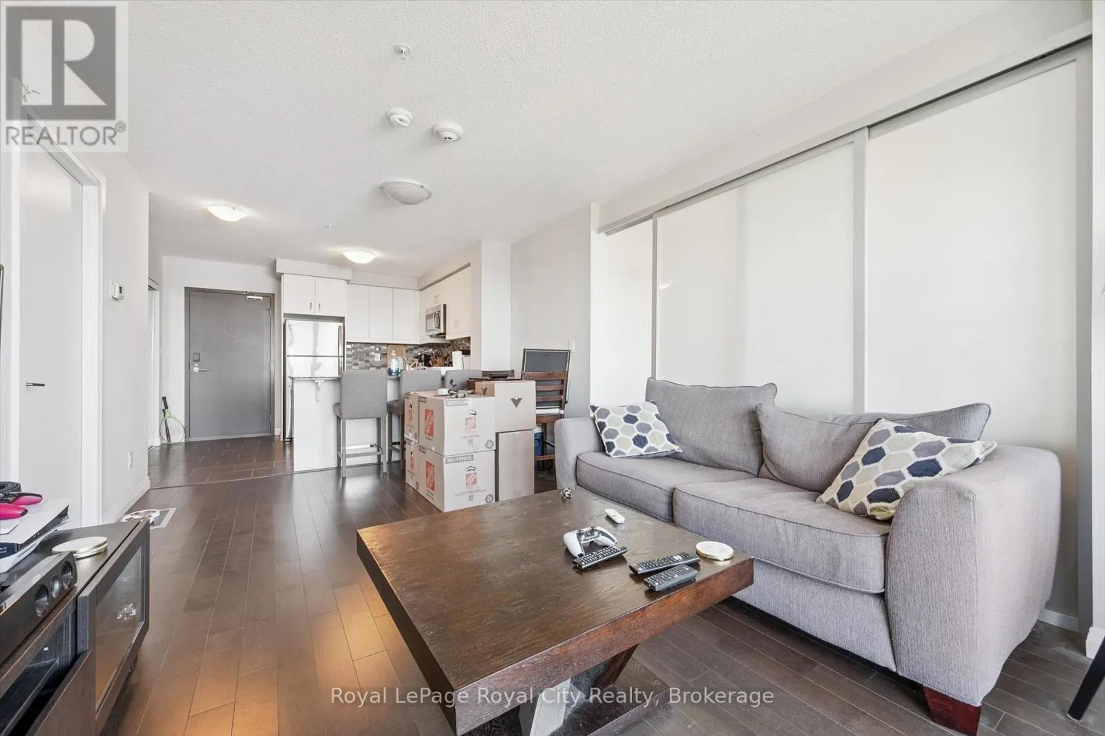912 - 53 ARTHUR STREET S, #912