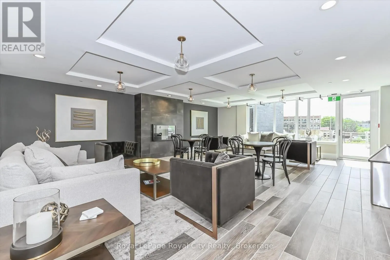 912 - 53 ARTHUR STREET S, #912