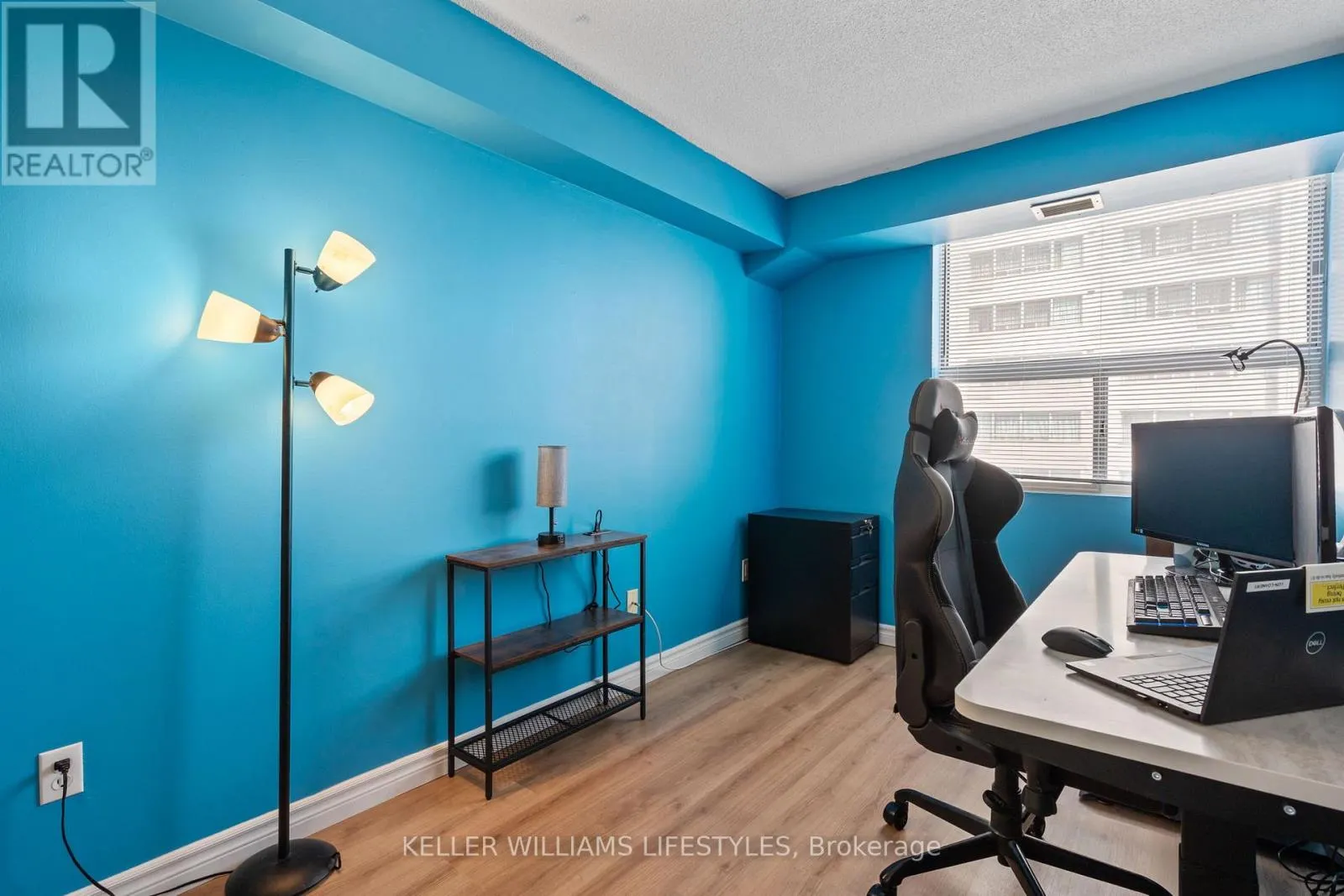 605 - 380 KING STREET, #605
