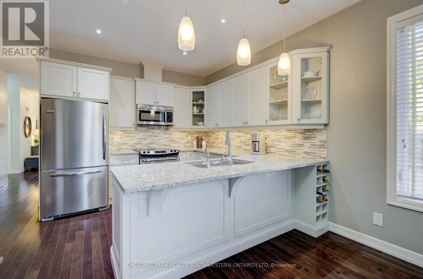 15 - 900 DOON VILLAGE ROAD