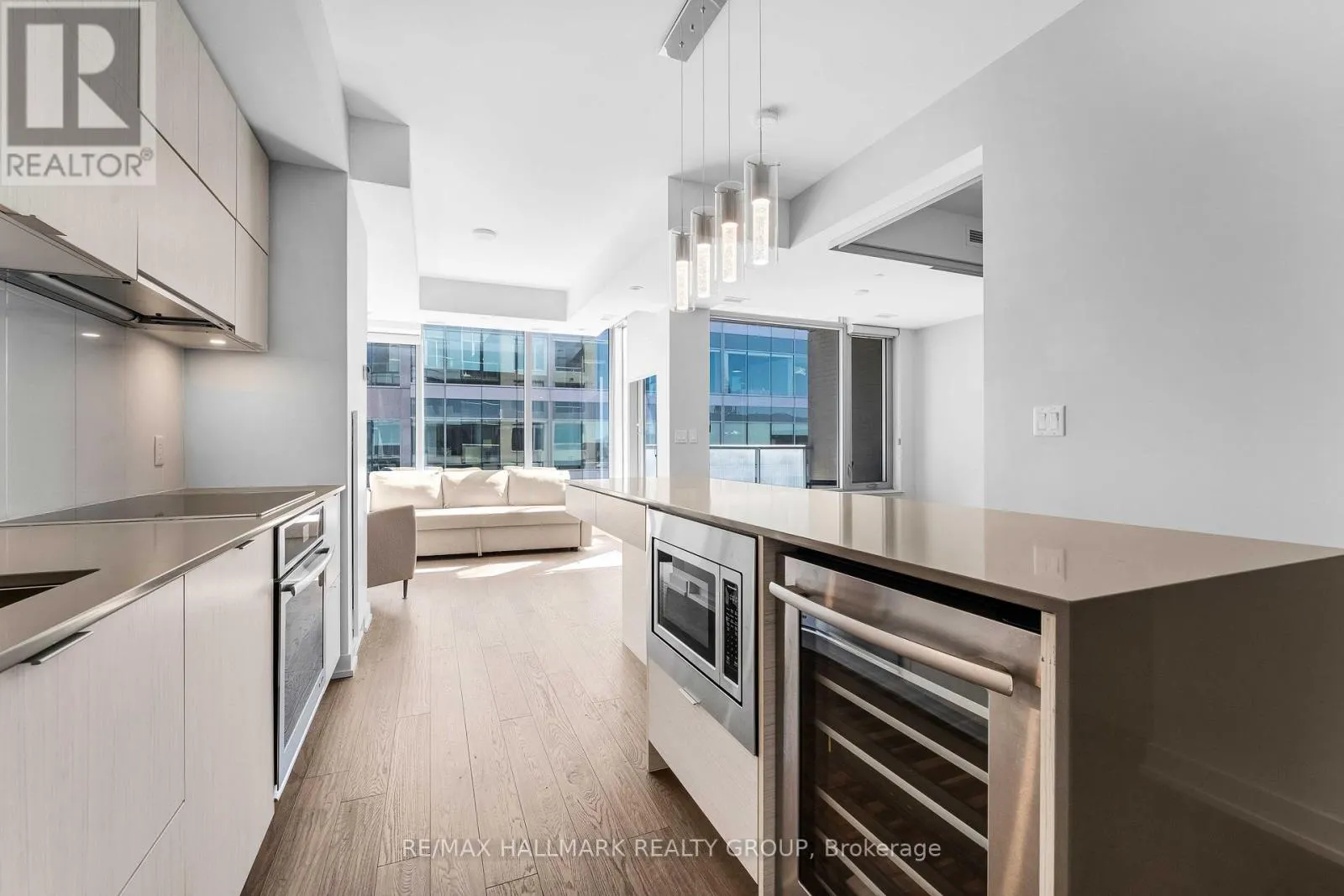1501 - 101 QUEEN STREET