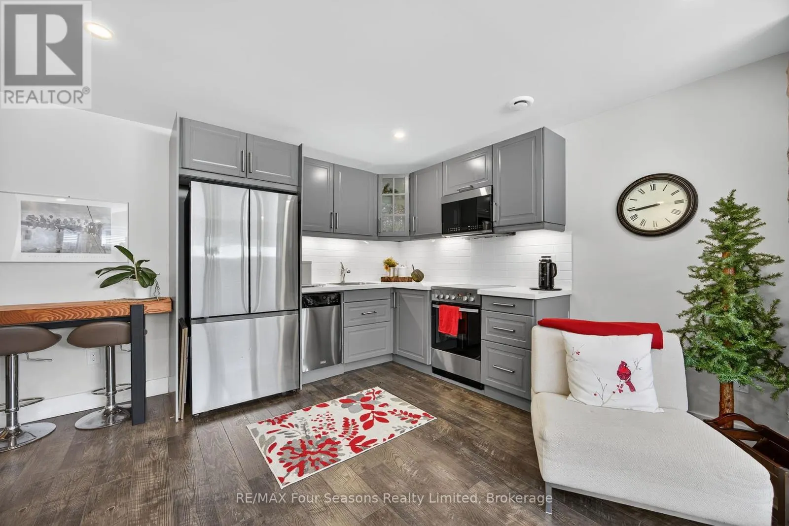 291 YELLOW BIRCH CRESCENT