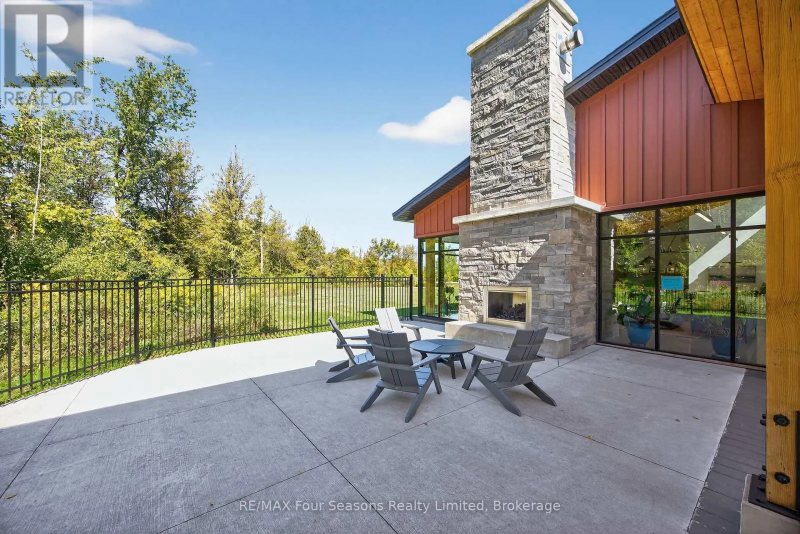291 YELLOW BIRCH CRESCENT