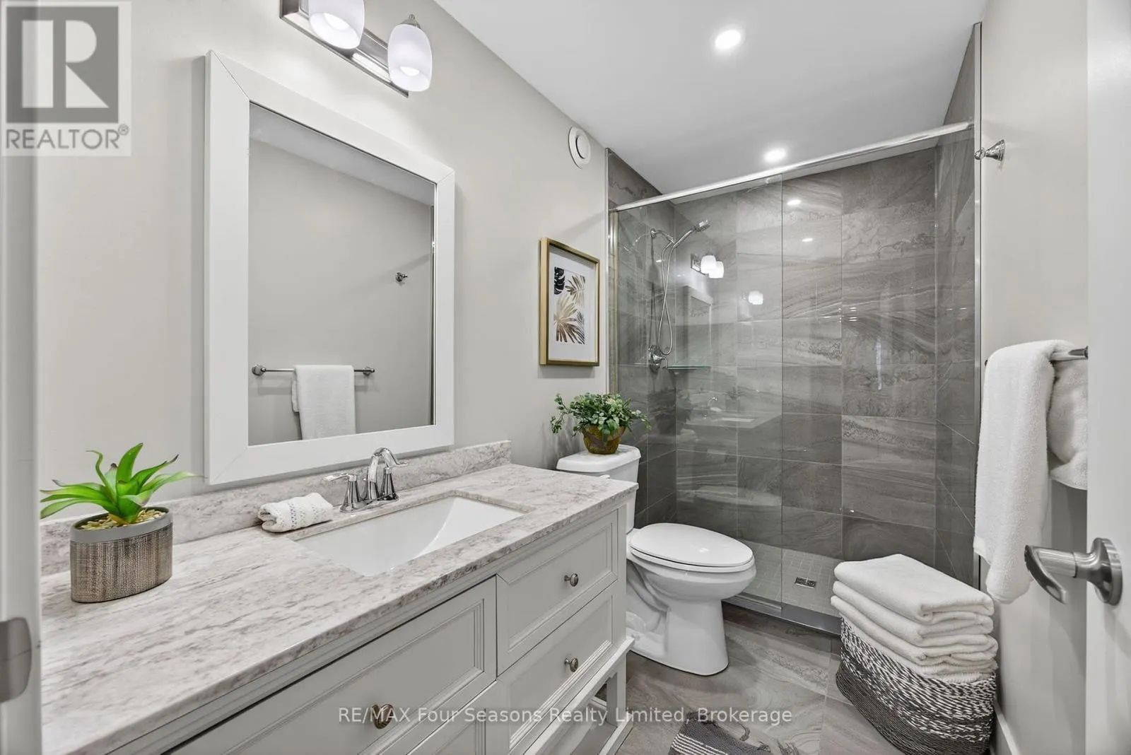 291 YELLOW BIRCH CRESCENT