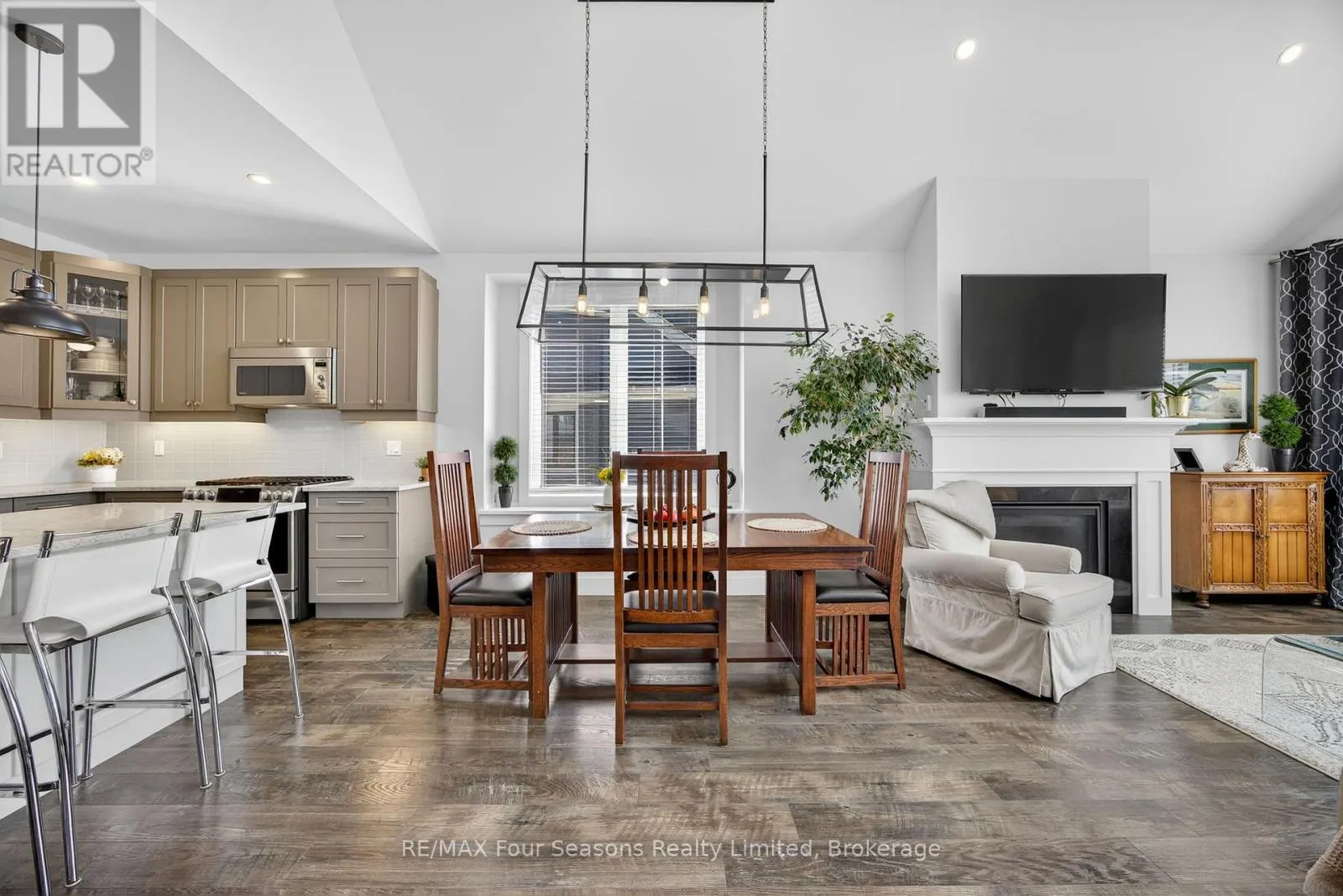 291 YELLOW BIRCH CRESCENT
