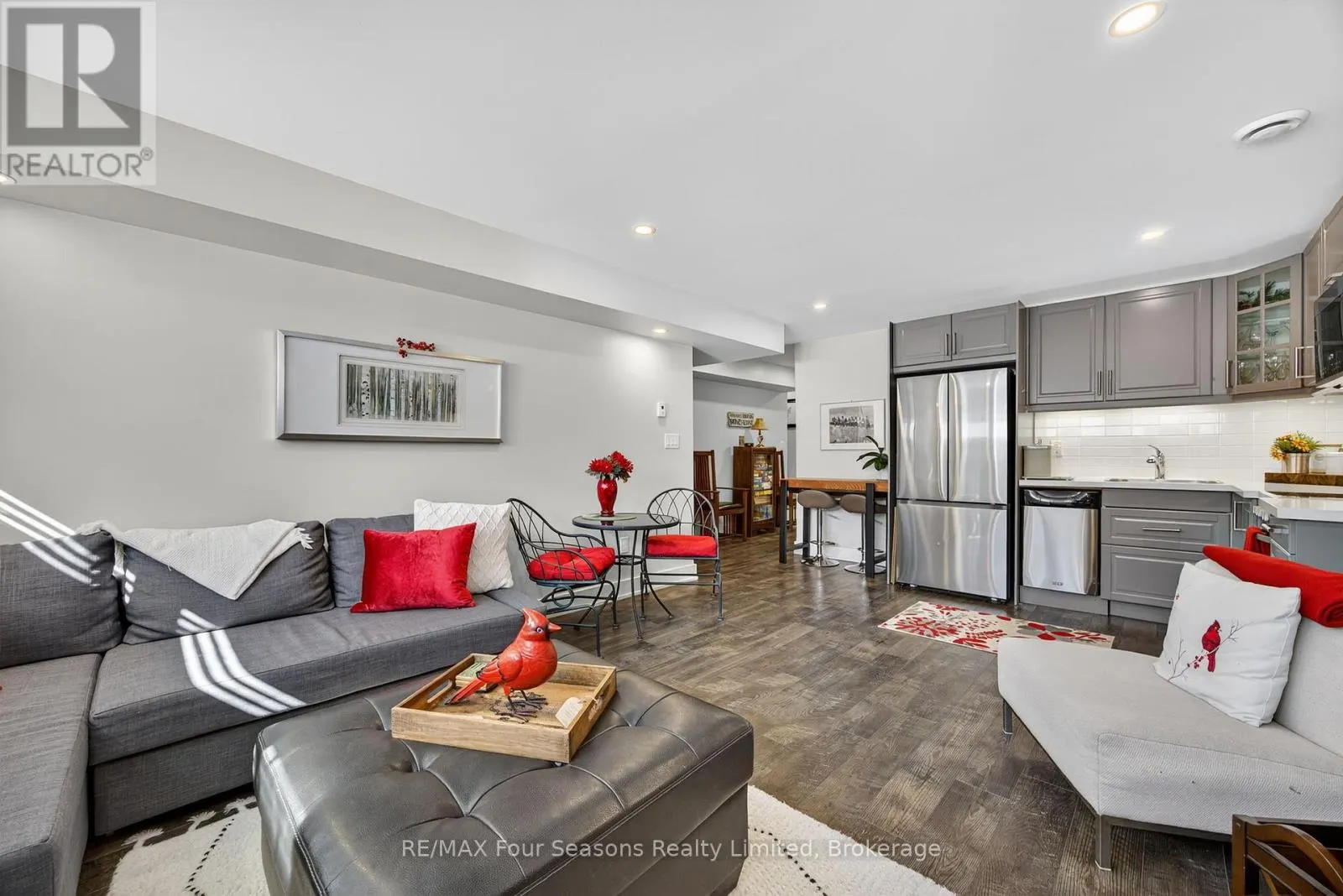 291 YELLOW BIRCH CRESCENT