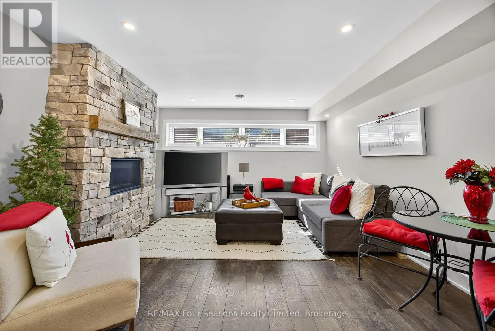291 YELLOW BIRCH CRESCENT