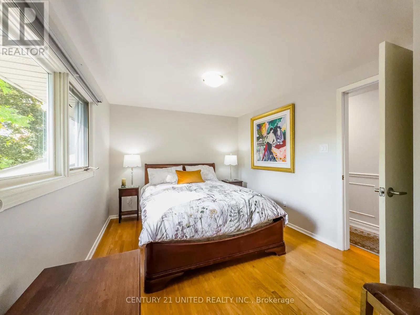 45 CRESTWOOD AVENUE