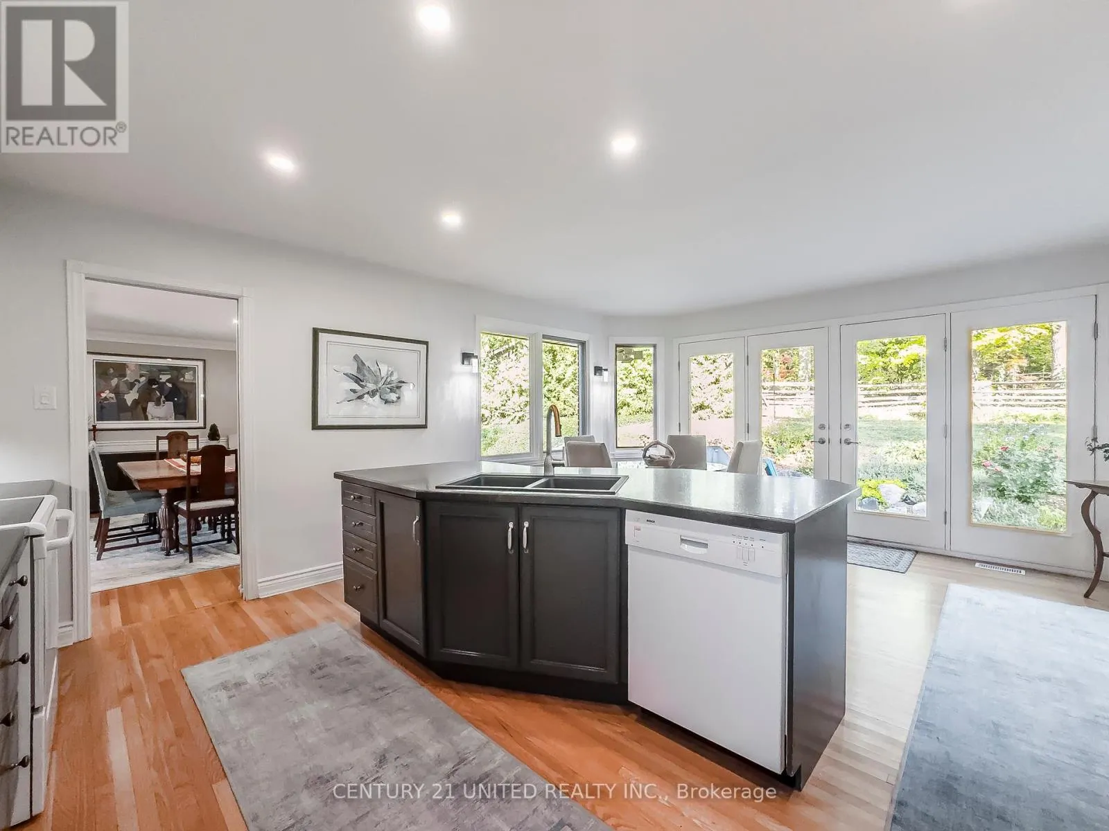 45 CRESTWOOD AVENUE