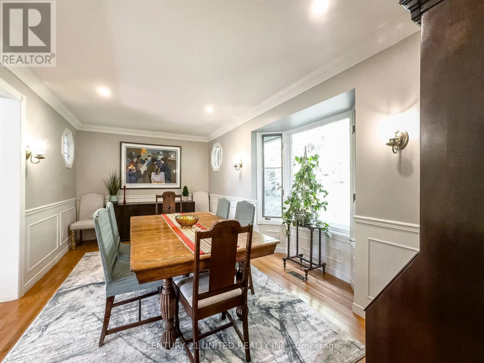 45 CRESTWOOD AVENUE