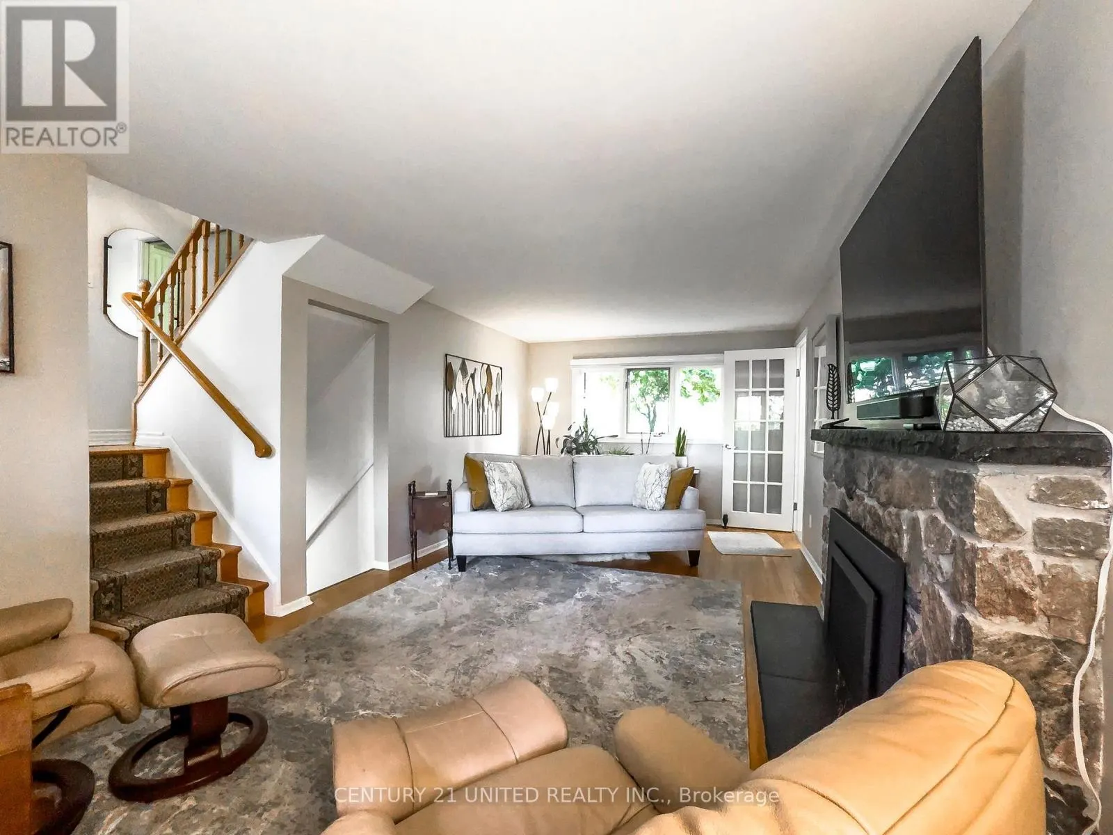45 CRESTWOOD AVENUE