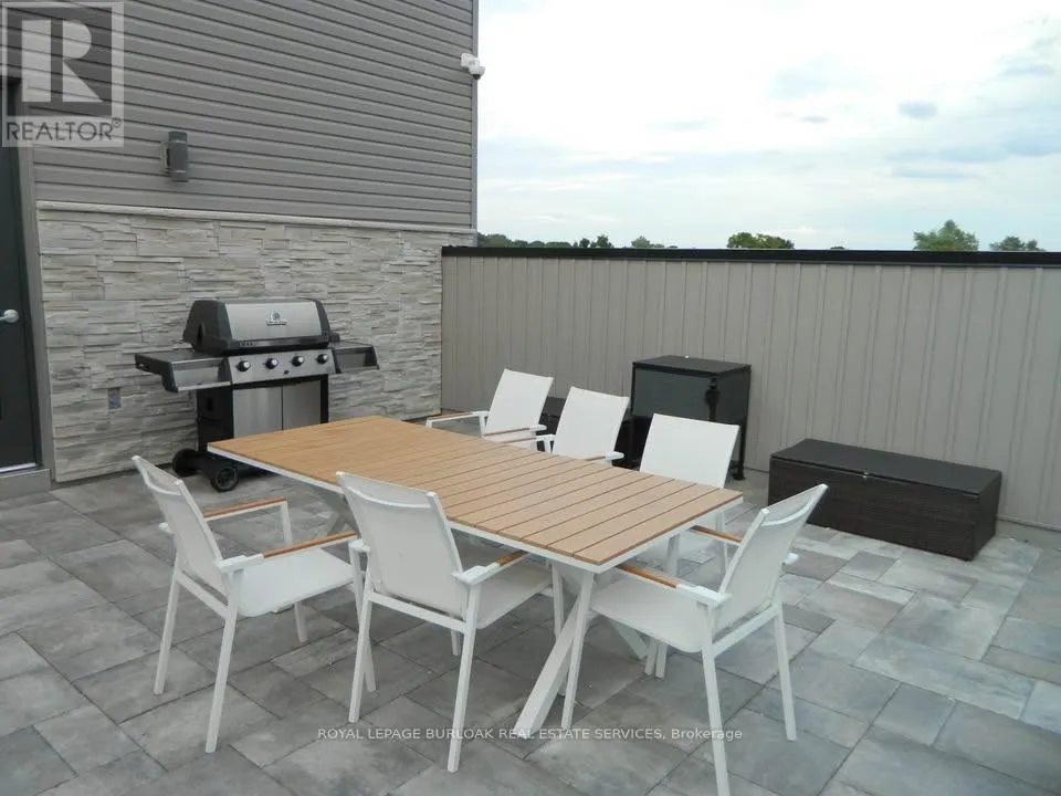 220 - 85B MORRELL STREET